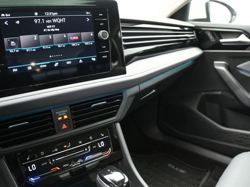 Certified 2026 Volkswagen Jetta SEL FWD image 4