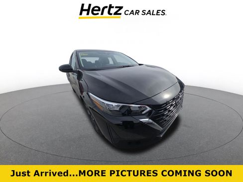 Used 2025 Nissan Sentra SV image 1