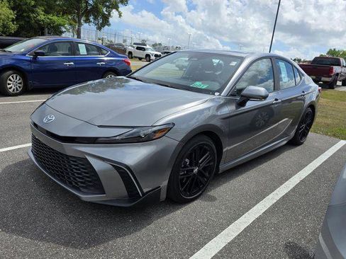 Certified 2025 Toyota Camry SE w/ Multimedia Upgrade Package FWD image 14