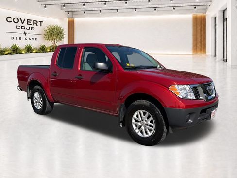 Used 2017 Nissan Frontier SV AWD/4WD image 1