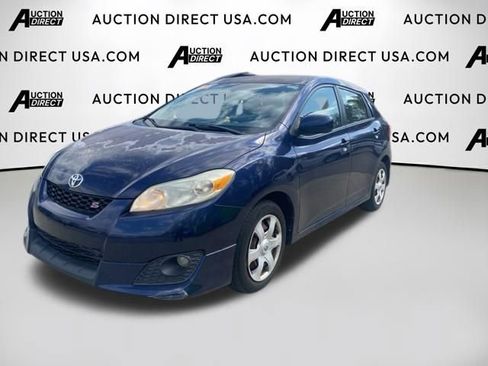 Used 2009 Toyota Matrix S FWD image 1