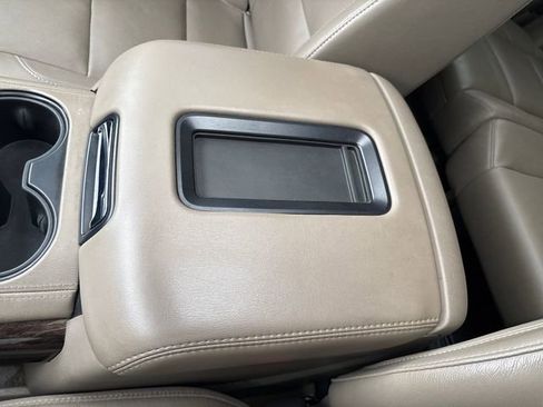 Used 2019 GMC Yukon SLT w/ Premium Edition image 62