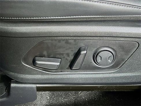 Used 2021 Kia Sorento EX image 11