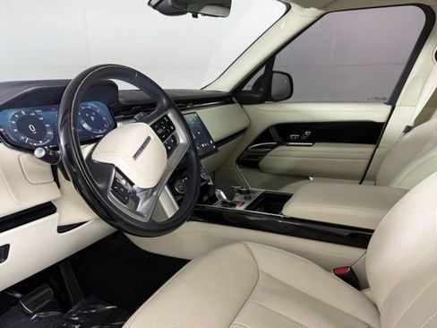 Used 2023 Land Rover Range Rover SE AWD/4WD image 16