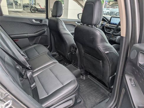 Used 2020 Ford Escape Titanium AWD/4WD image 12