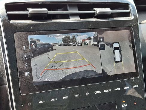 Used 2022 Hyundai Tucson Limited AWD/4WD image 21