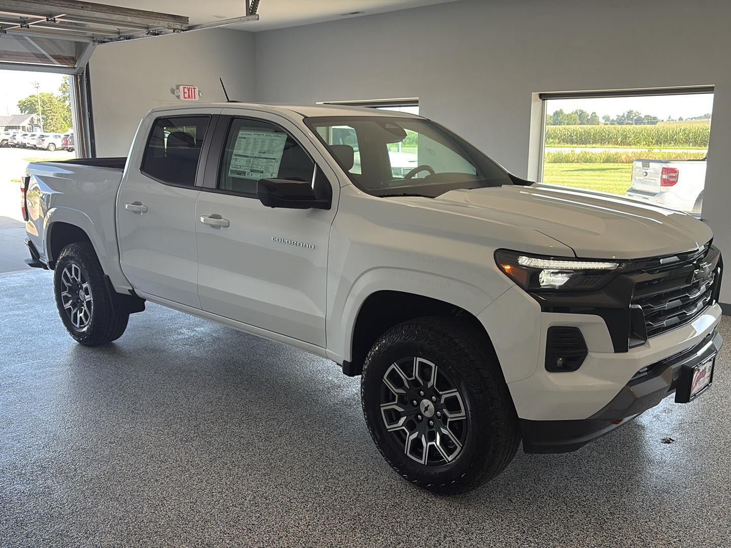 New 2026 Chevrolet Colorado Z71 w/ Technology Package AWD/4WD image 5