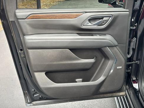 Certified 2023 Chevrolet Suburban High Country AWD/4WD image 27