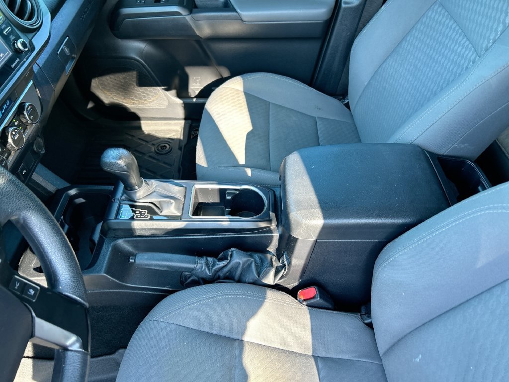 Used 2023 Toyota Tacoma SR AWD/4WD image 27