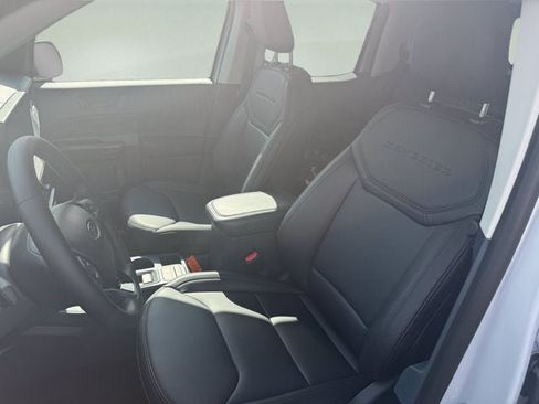 New 2026 Ford Maverick Lariat w/ Black Appearance Package AWD/4WD image 10