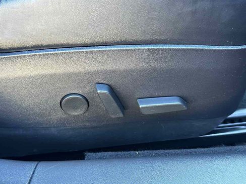 Used 2018 Tesla Model 3 Long Range RWD image 16