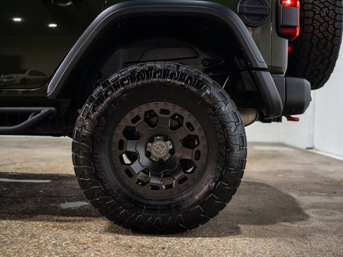 Used 2020 Jeep Wrangler Unlimited Rubicon w/ Quick Order Package 28Y Recon AWD/4WD image 15