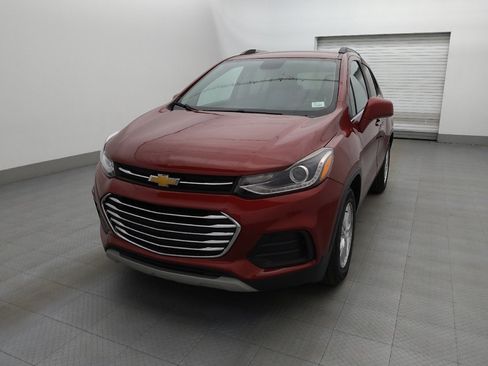 Used 2019 Chevrolet Trax LT w/ LT Convenience Package FWD image 15