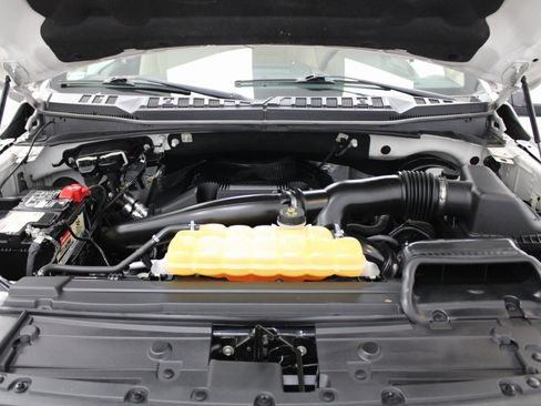 Used 2018 Ford F150 Lariat w/ Equipment Group 501A Mid image 9