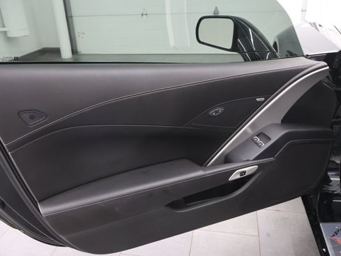 Used 2016 Chevrolet Corvette Stingray Coupe w/ Carbon Flash Badge Package RWD image 30