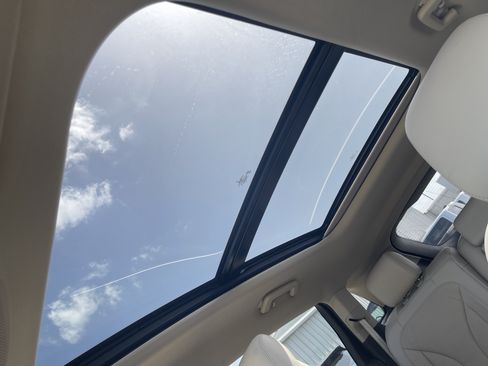 Used 2018 Lincoln MKX Reserve w/ Driver Assistance Package FWD image 34