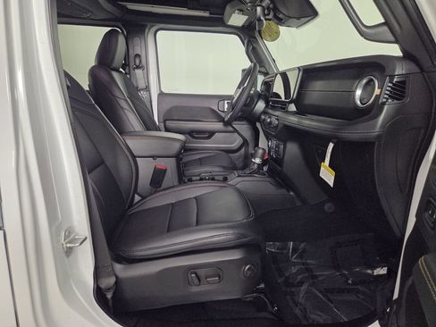 New 2026 Jeep Wrangler Sahara image 22