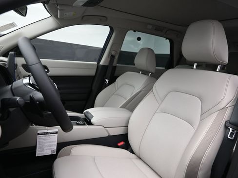 New 2026 Nissan Pathfinder SL AWD/4WD image 18