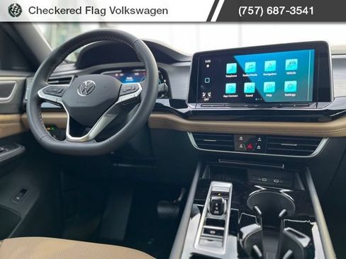 New 2026 Volkswagen Atlas Cross Sport SE AWD/4WD image 32