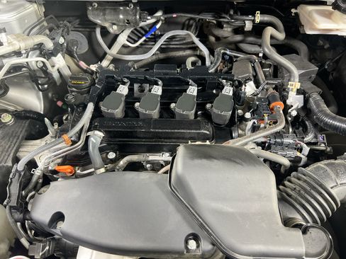 Used 2025 Honda CR-V EX-L image 29