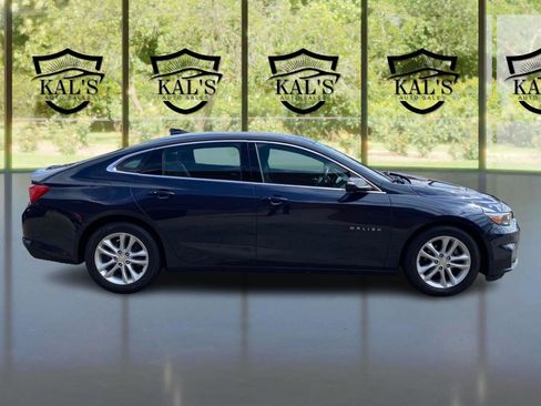 Used 2018 Chevrolet Malibu Hybrid w/ Driver Confidence Package FWD image 4