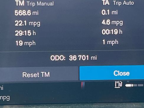 Certified 2022 Volvo XC60 B5 Inscription w/ Climate Package image 46