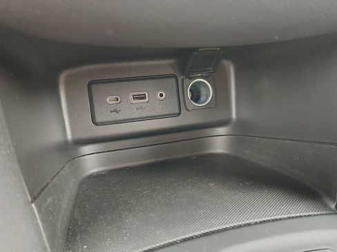 Used 2024 Chevrolet Equinox LT AWD/4WD image 34