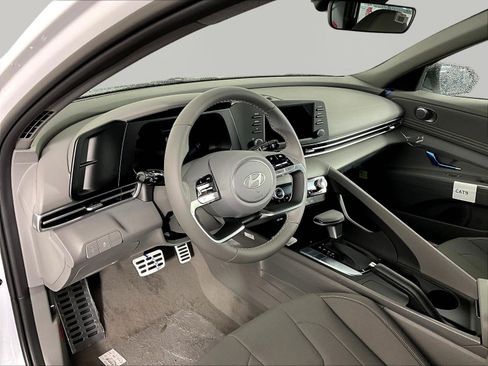 New 2026 Hyundai Elantra Sport FWD image 15