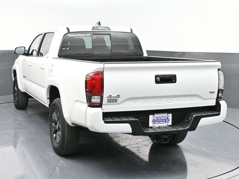 Used 2023 Toyota Tacoma SR5 w/ Technology Package image 6