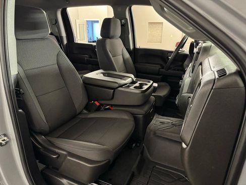 Used 2025 Chevrolet Silverado 2500 Custom w/ Custom Value Package image 38