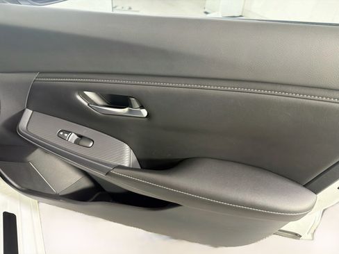 Used 2022 Nissan Sentra SV w/ All-Weather Package FWD image 29