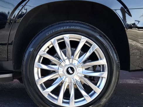 Used 2021 Cadillac Escalade Premium Luxury w/ Driver Assist Tech Package image 7