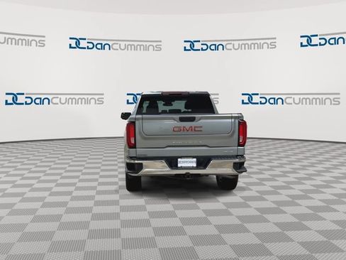 Used 2025 GMC Sierra 1500 SLT AWD/4WD image 7