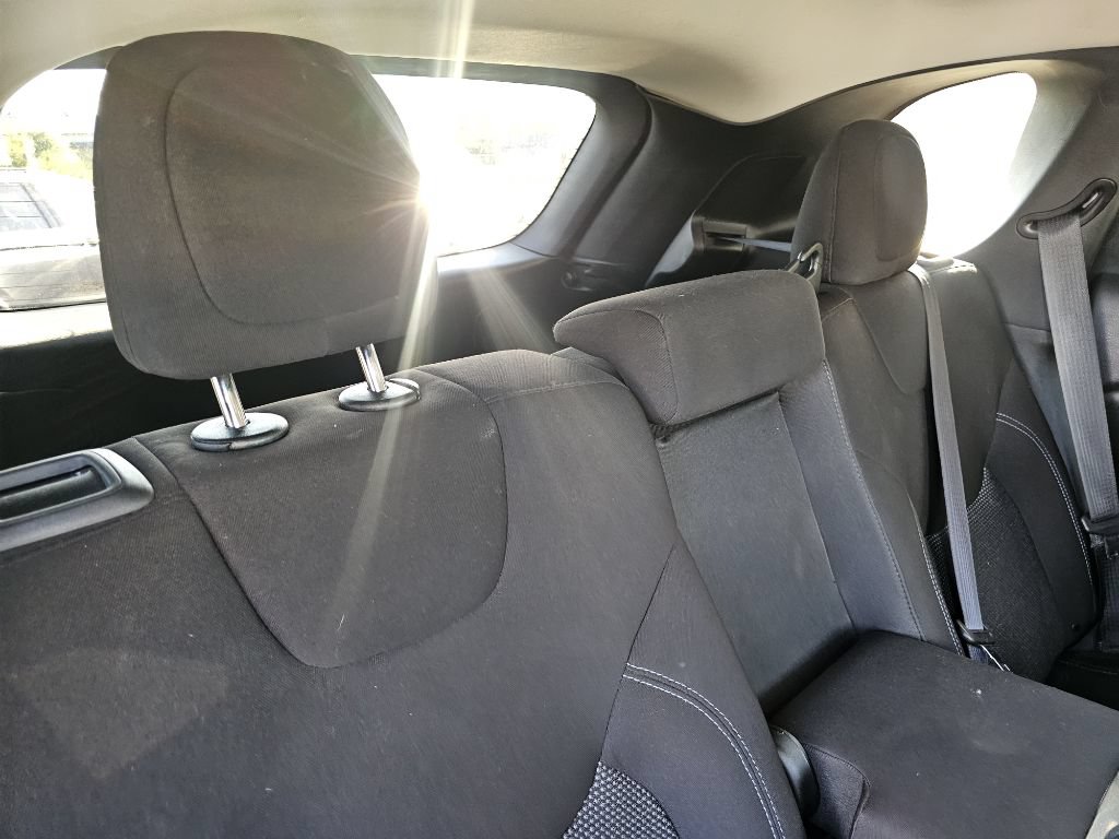 Used 2019 Jeep Cherokee Latitude w/ Popular Appearance Group AWD/4WD image 38