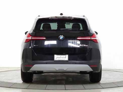 Used 2026 BMW X3 xDrive30 w/ Convenience Package AWD/4WD image 7