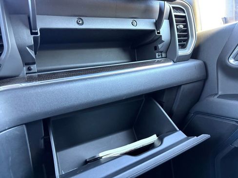 Used 2024 Chevrolet Silverado 2500 LT w/ Z71 Sport Edition image 7