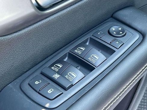 New 2026 Chrysler Voyager LX image 21