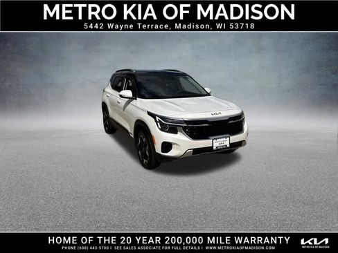 Used 2025 Kia Seltos EX w/ EX Sunroof Package AWD/4WD image 8