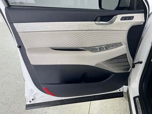 Used 2025 Hyundai Palisade Calligraphy FWD image 20