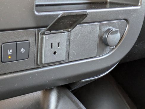 Used 2020 Chevrolet Express 2500 LT w/ LT Preferred Equipment Group image 22