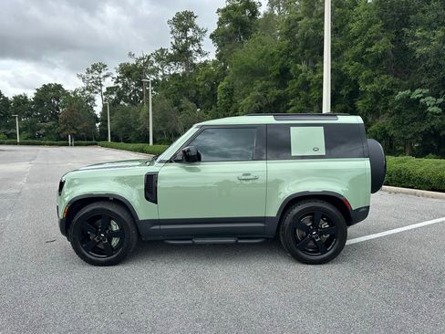 Used 2023 Land Rover Defender 110 75th Limited Edition AWD/4WD image 2