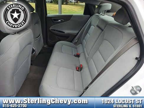 Used 2024 Chevrolet Malibu LT image 23
