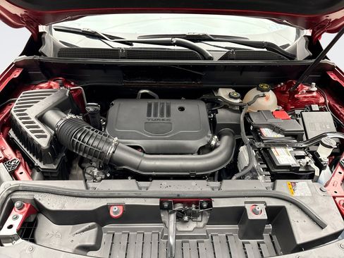 Used 2023 GMC Acadia SLE w/ Driver Convenience Package image 28