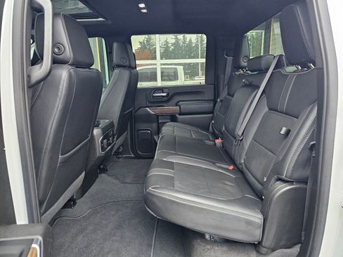 Used 2023 Chevrolet Silverado 3500 High Country AWD/4WD image 20
