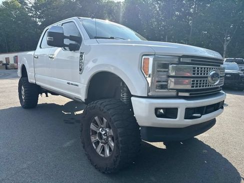 Used 2019 Ford F250 Platinum w/ Platinum Ultimate Package AWD/4WD image 7