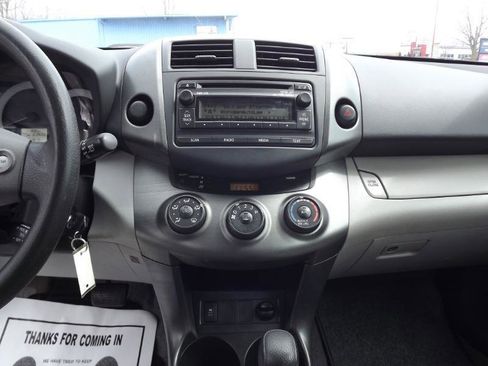 Used 2012 Toyota RAV4 FWD w/ Value Pkg image 17