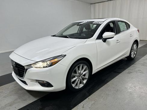 Used 2017 MAZDA MAZDA3 Grand Touring FWD image 5