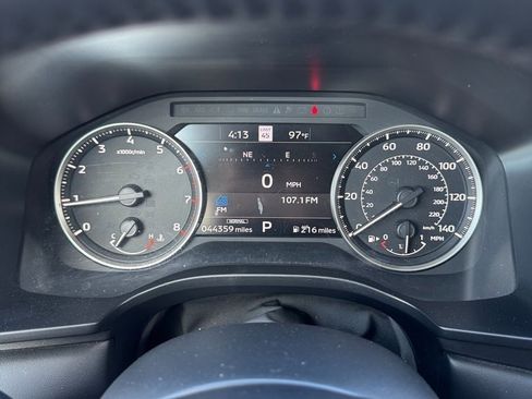 Used 2024 Mitsubishi Outlander SE image 13