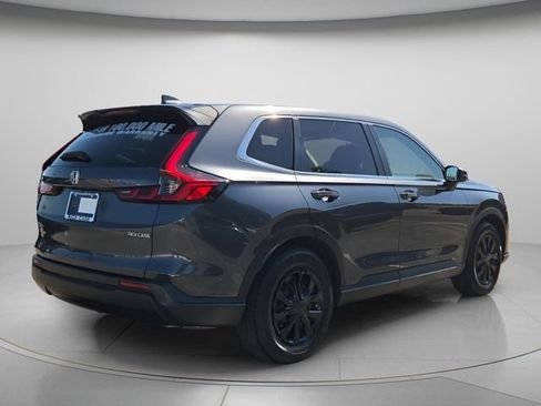 Used 2025 Honda CR-V LX image 7
