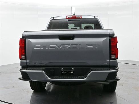 Used 2024 Chevrolet Colorado LT w/ LT Convenience Package III image 6